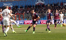 Crotone-Roma: il ninja apre, Dzeko chiude (e si magna pure un rigore)